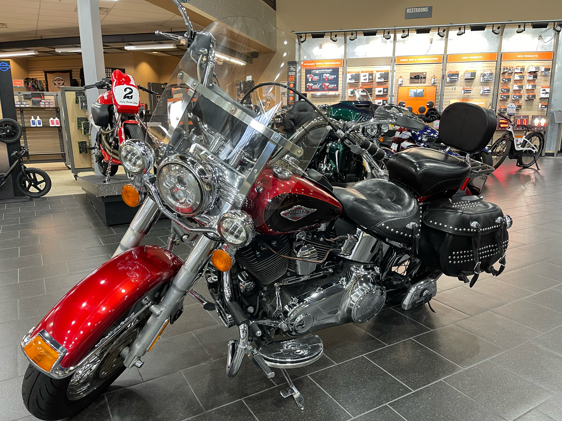 2012 Harley-Davidson Heritage Softail® Classic in The Woodlands, Texas - Photo 2