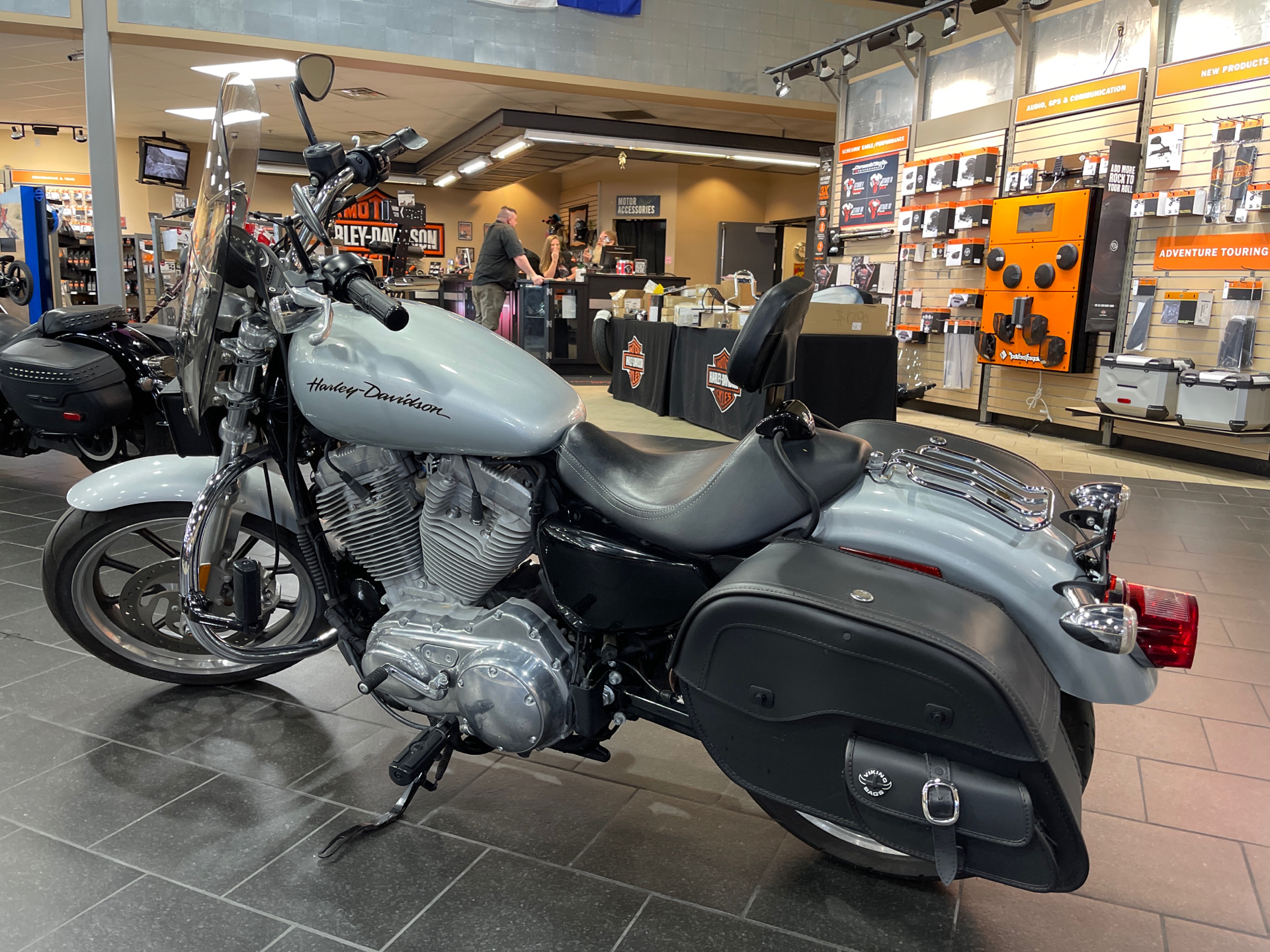 2014 Harley-Davidson Sportster® SuperLow® in The Woodlands, Texas - Photo 4