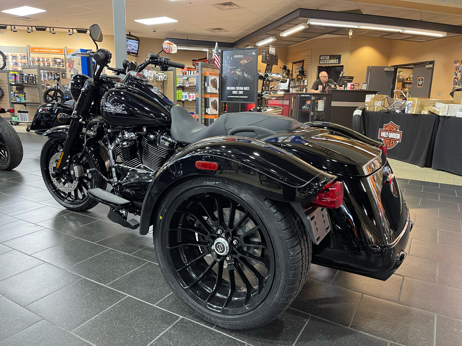 2023 Harley-Davidson Freewheeler® in The Woodlands, Texas - Photo 4