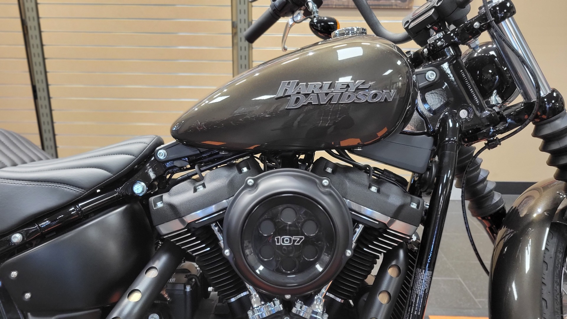 2020 Harley-Davidson Street Bob® in The Woodlands, Texas - Photo 6
