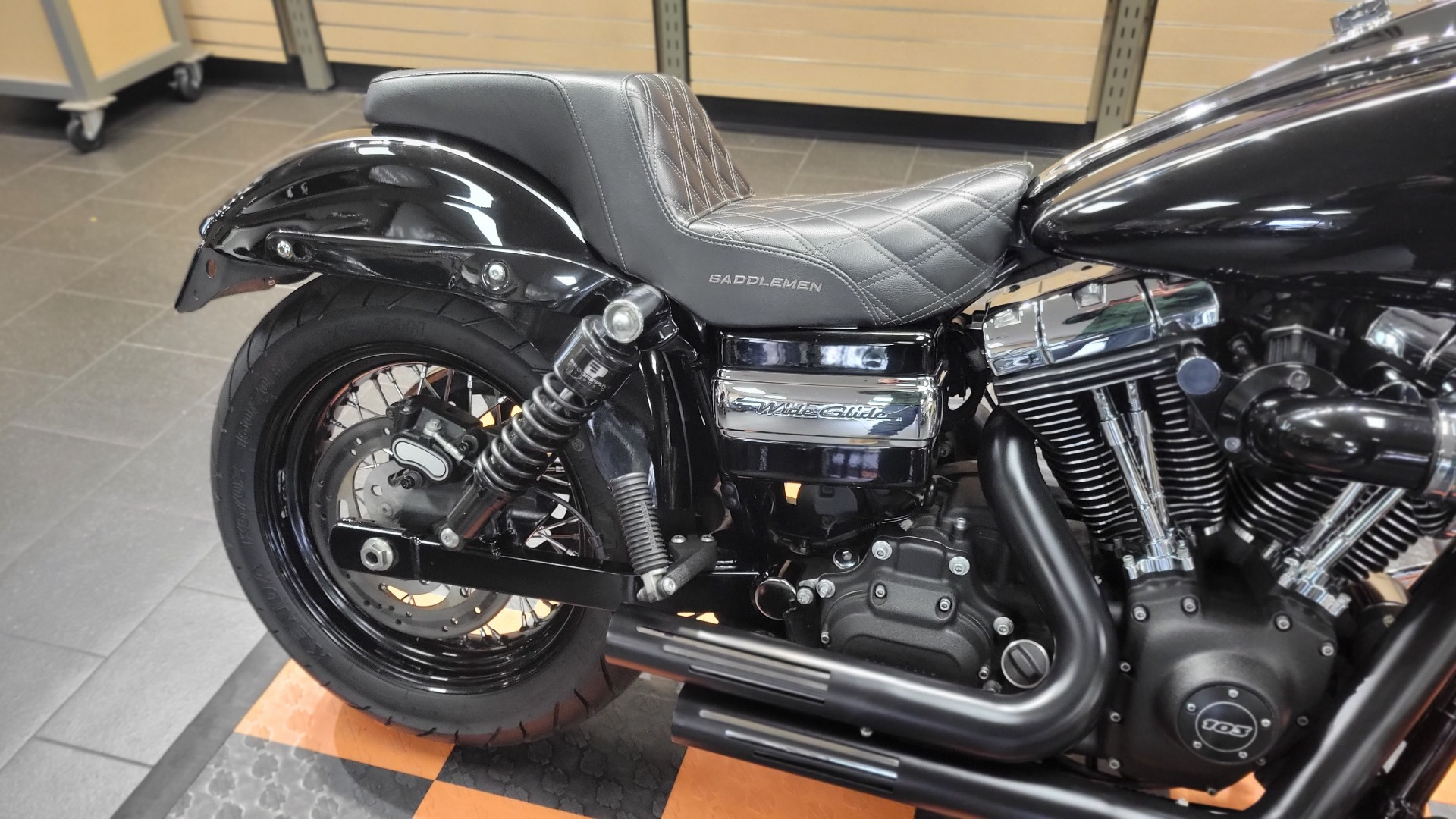 2013 Harley-Davidson Dyna® Wide Glide® in The Woodlands, Texas - Photo 5