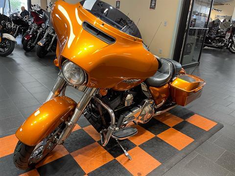 2016 Harley-Davidson Street Glide® in The Woodlands, Texas - Photo 3