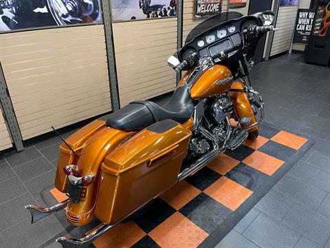2016 Harley-Davidson Street Glide® in The Woodlands, Texas - Photo 6