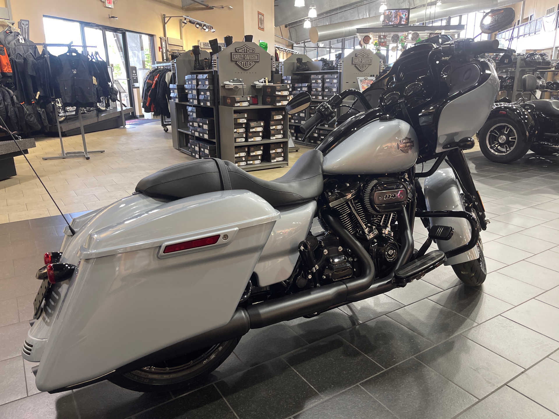 2023 Harley-Davidson Road Glide® Special in The Woodlands, Texas - Photo 6