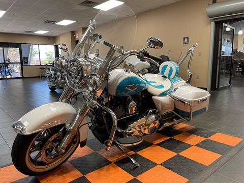 2016 Harley-Davidson Road King® in The Woodlands, Texas - Photo 4