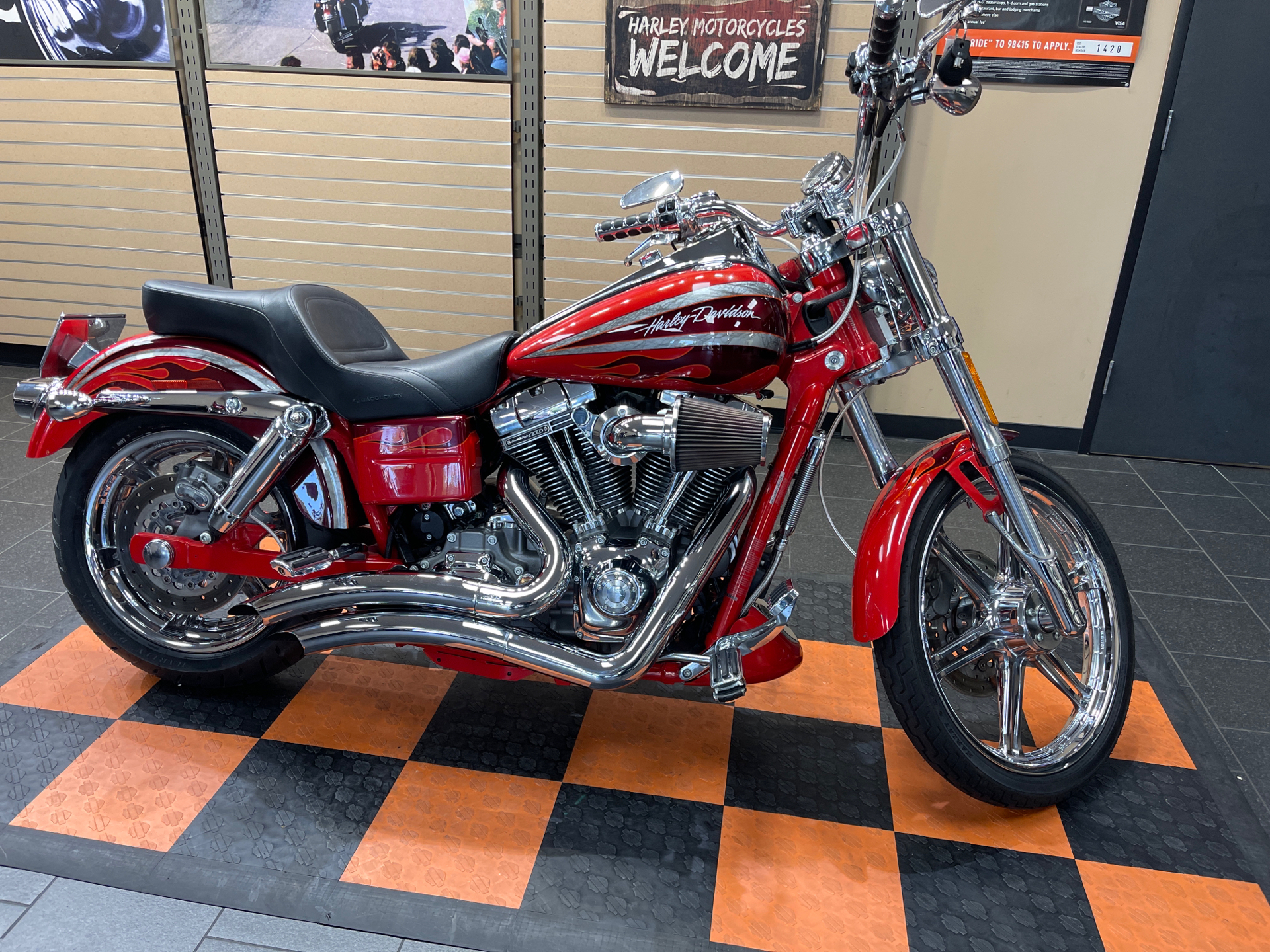 2008 Harley-Davidson CVO™ Screamin' Eagle® Dyna® in The Woodlands, Texas - Photo 1