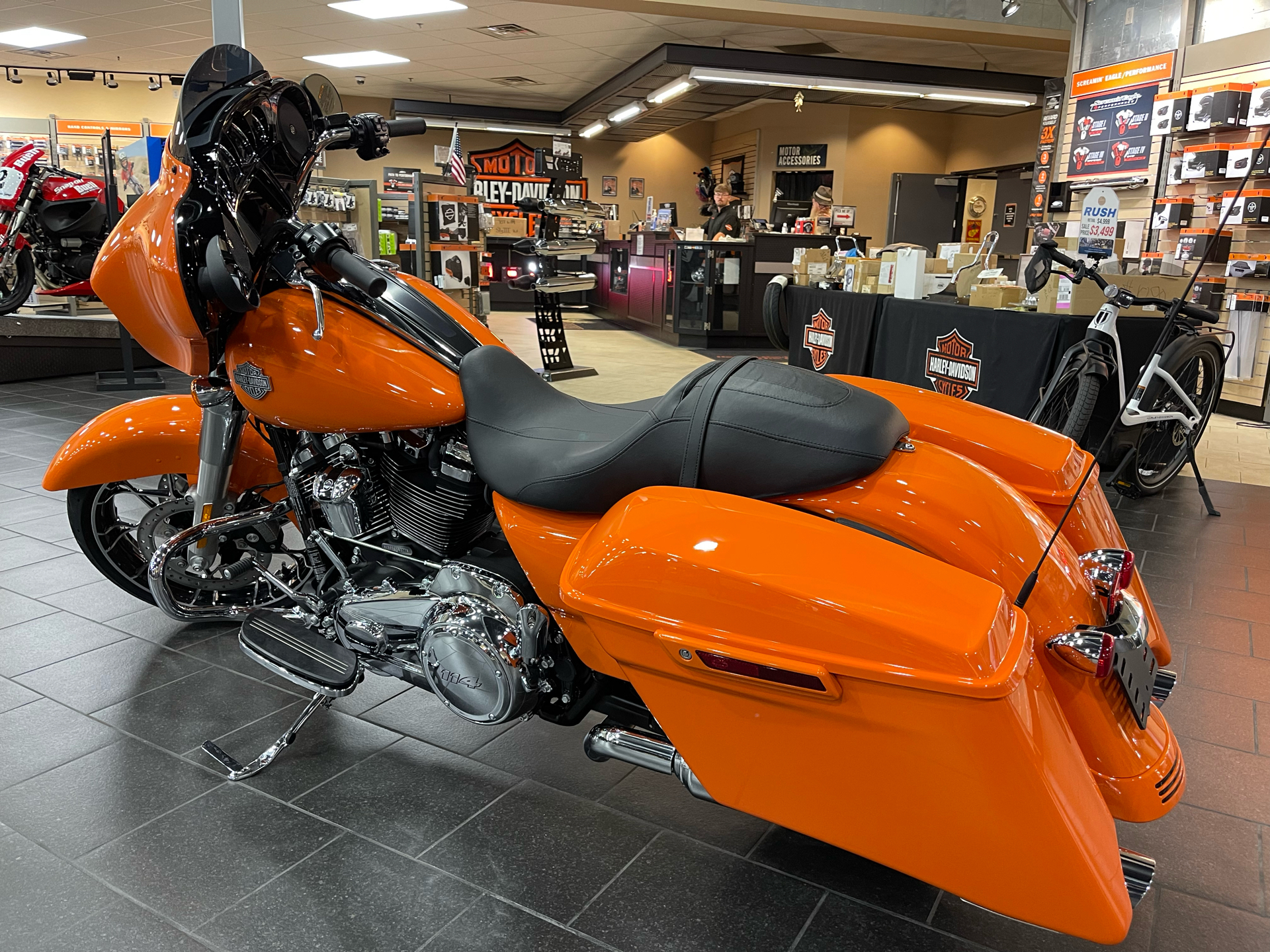 2023 Harley-Davidson Street Glide® Special in The Woodlands, Texas - Photo 5