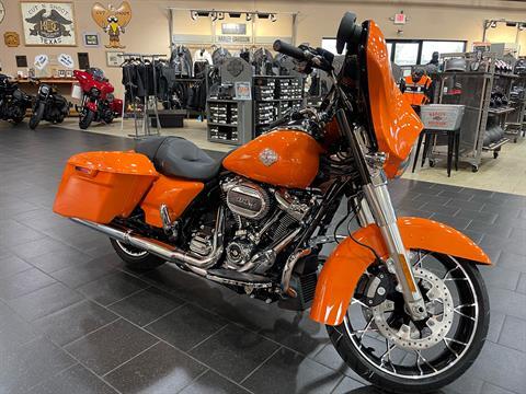 2023 Harley-Davidson Street Glide® Special in The Woodlands, Texas - Photo 2