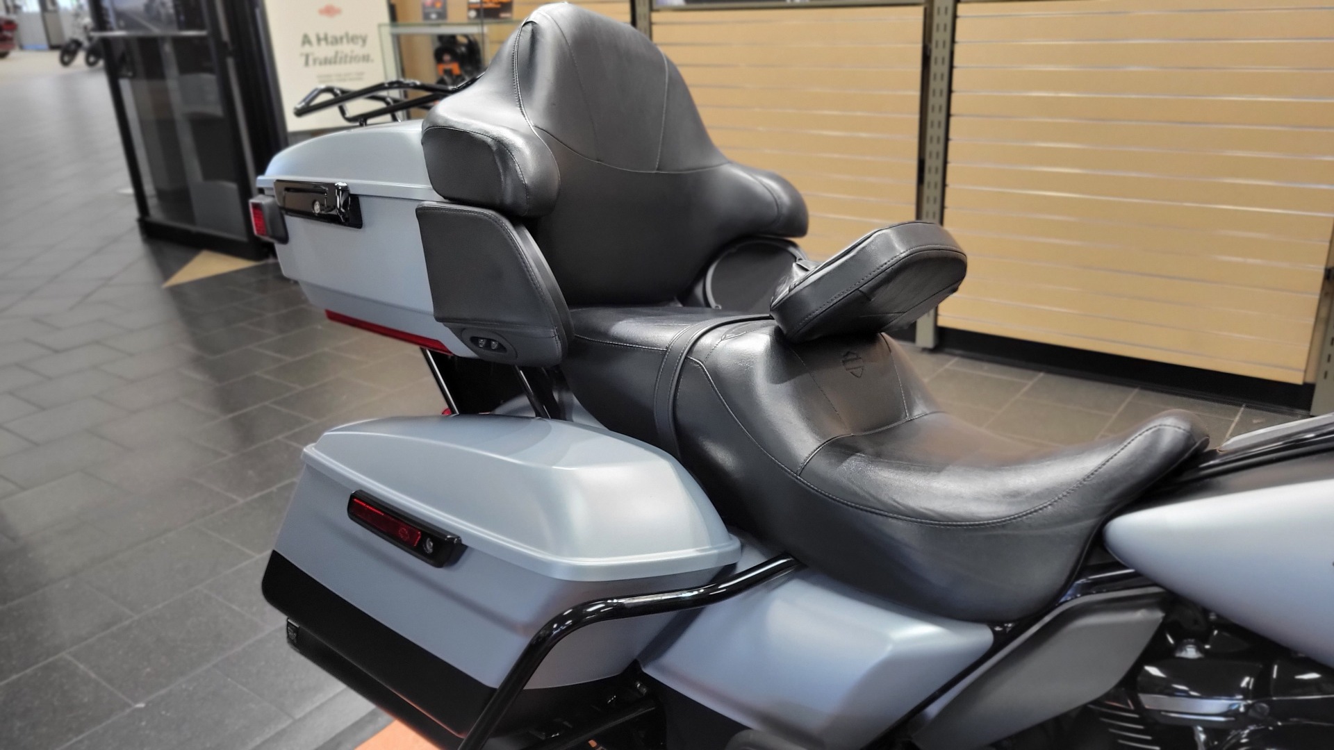 2020 Harley-Davidson Road Glide® Limited in The Woodlands, Texas - Photo 6