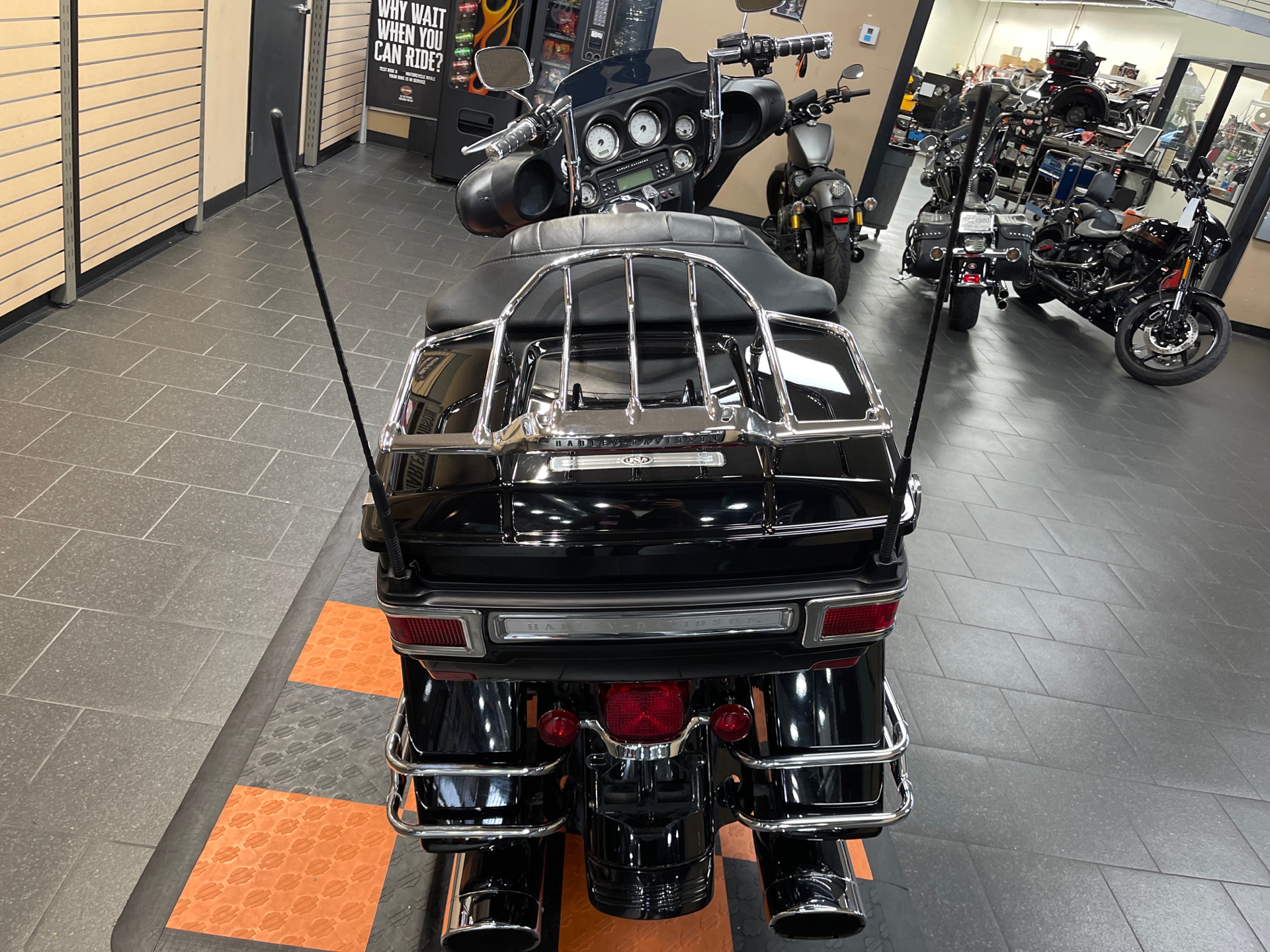 2008 Harley-Davidson Street Glide® in The Woodlands, Texas - Photo 5