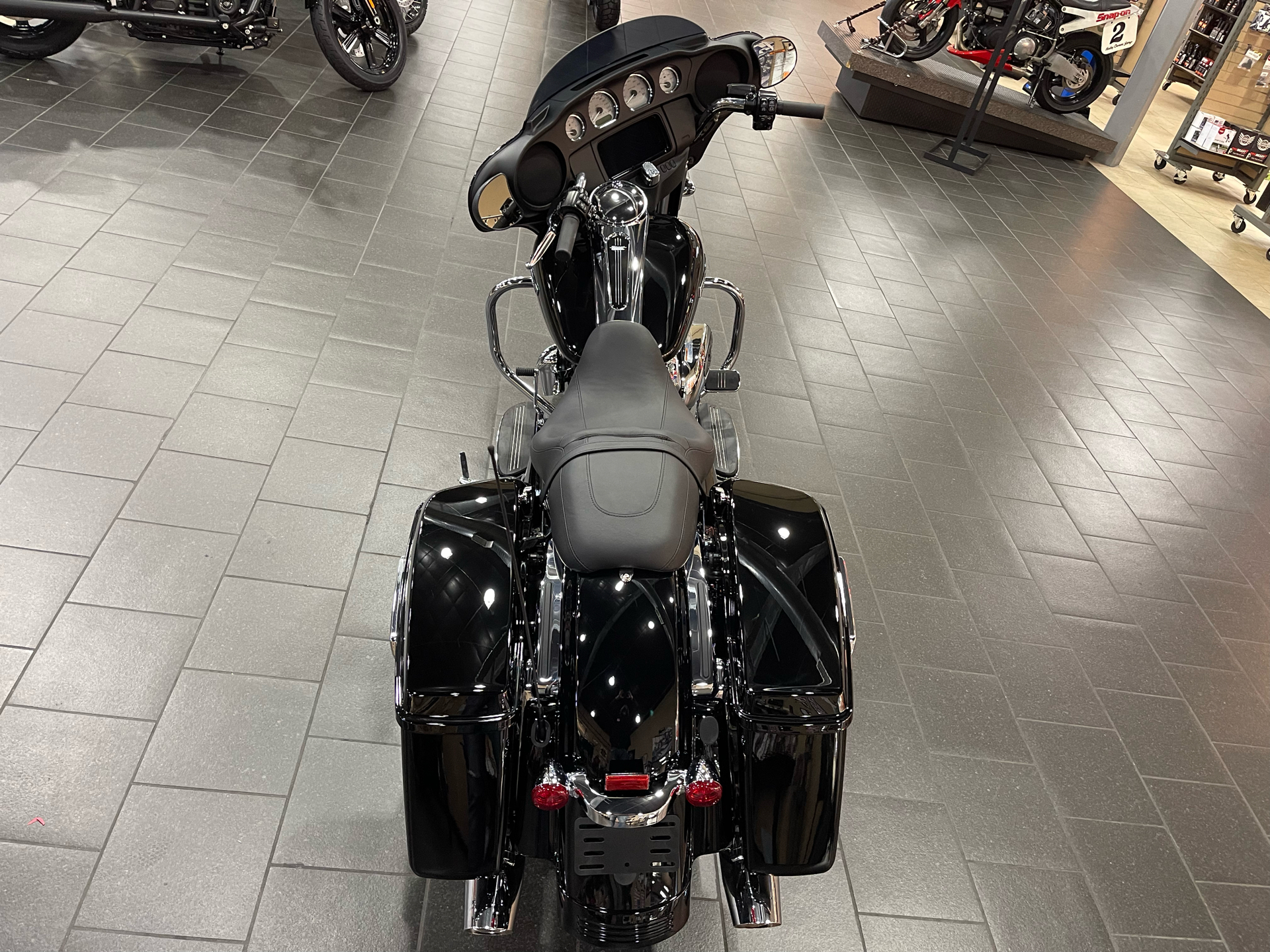 2023 Harley-Davidson Street Glide® in The Woodlands, Texas - Photo 5