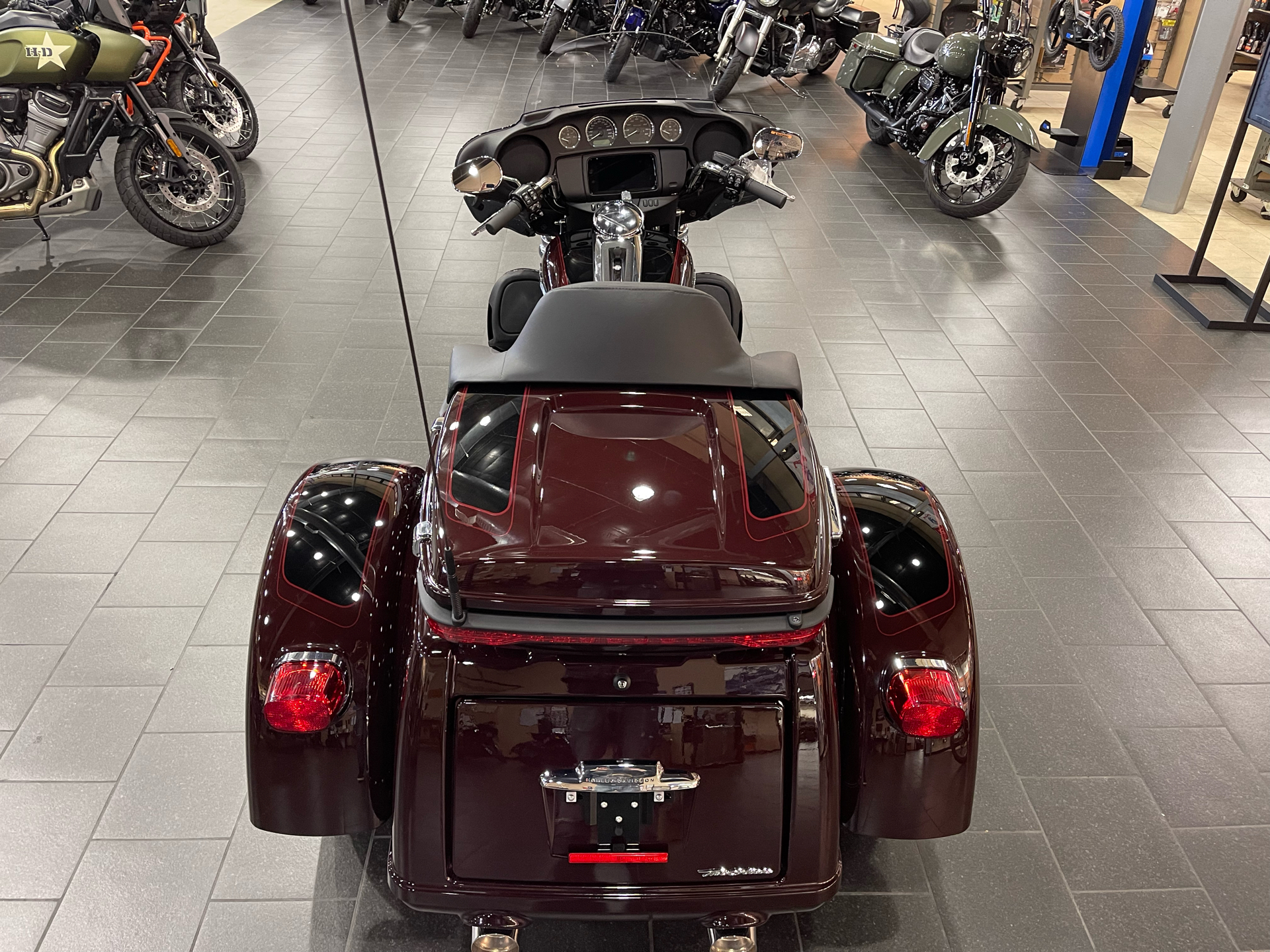 2022 Harley-Davidson Tri Glide® Ultra in The Woodlands, Texas - Photo 5