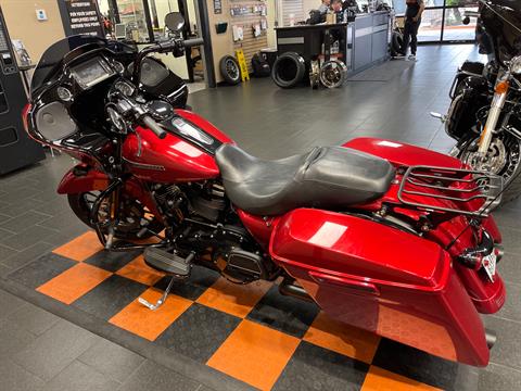 2018 Harley-Davidson Road Glide® Special in The Woodlands, Texas - Photo 4