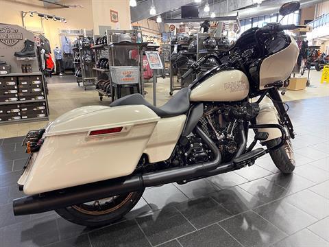 2023 Harley-Davidson Road Glide® ST in The Woodlands, Texas - Photo 7