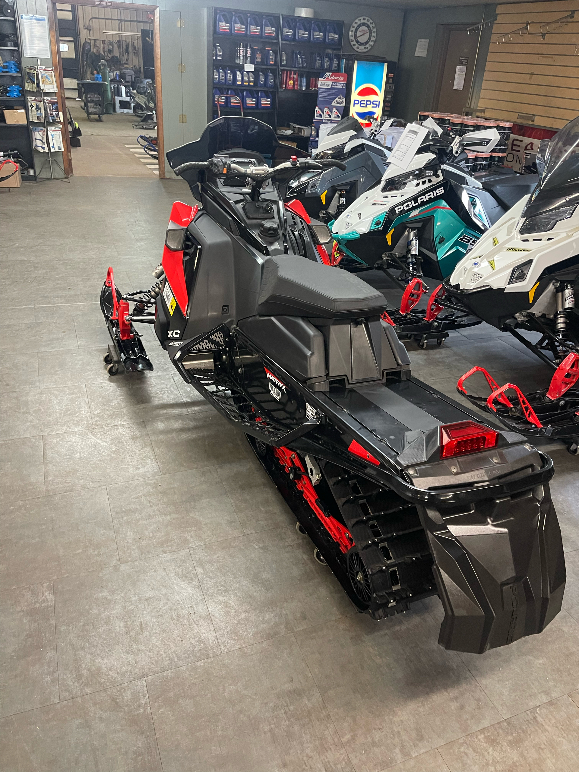 2021 Polaris 650 Indy XC 129 Launch Edition Factory Choice in Mohawk, New York - Photo 3