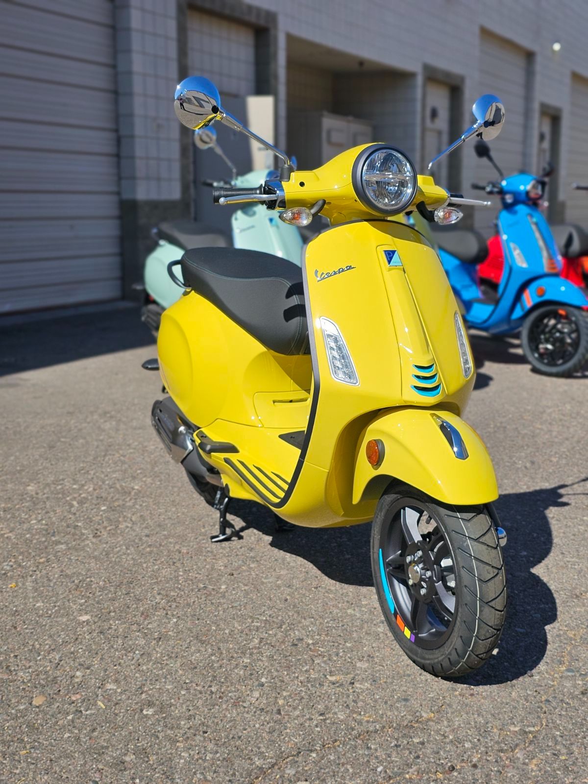 2024 Vespa Primavera 150 S in Chandler, Arizona - Photo 1