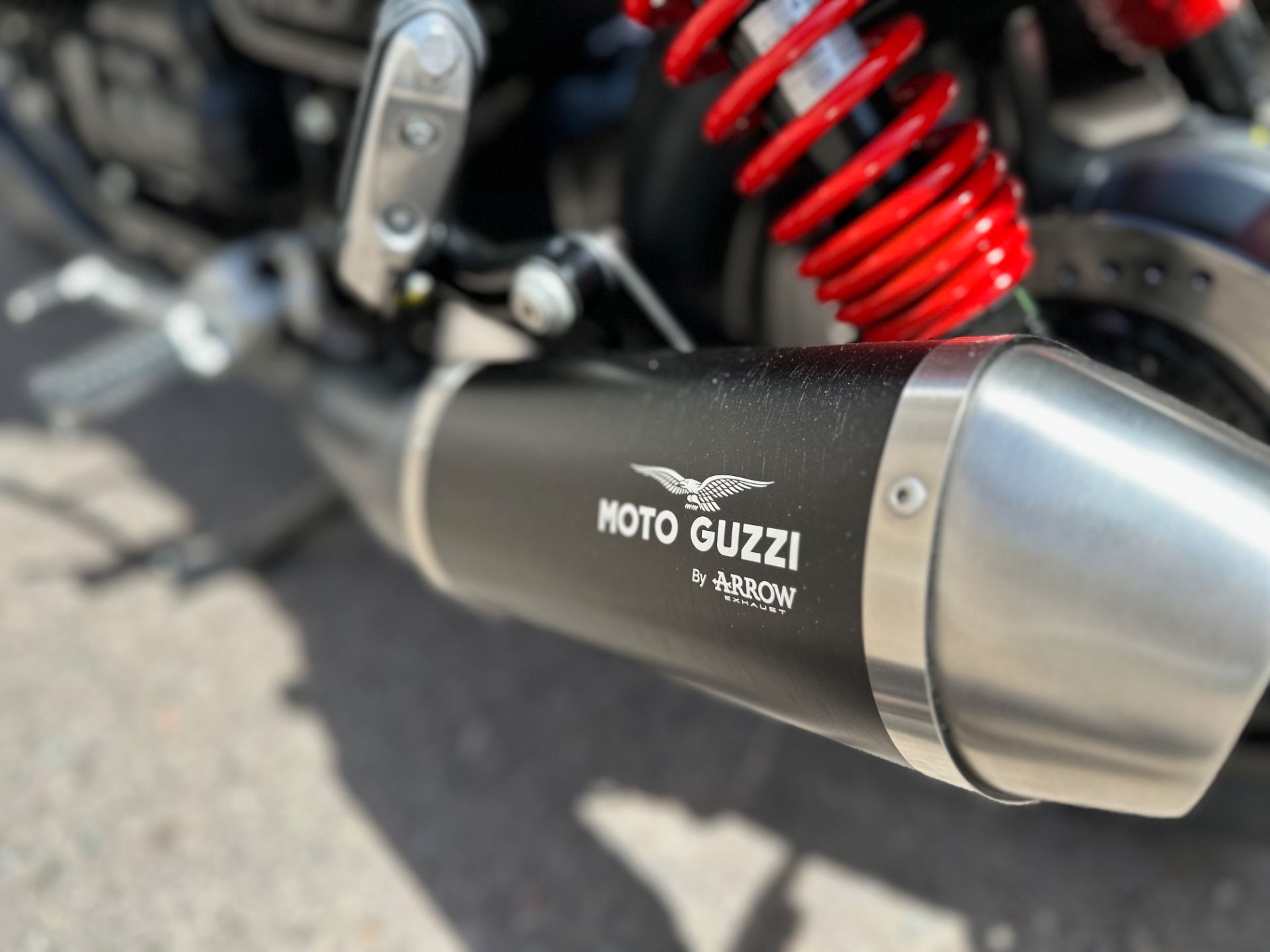 2023 Moto Guzzi V7 Stone Special Edition in Chandler, Arizona - Photo 10