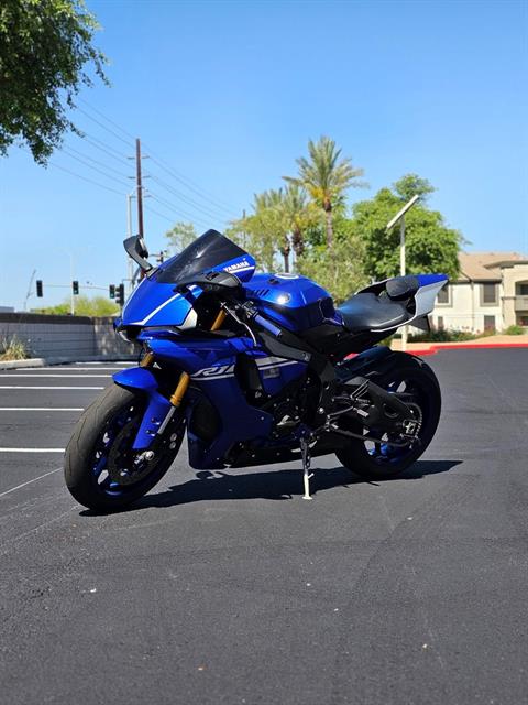 2017 Yamaha YZF-R1 in Chandler, Arizona - Photo 3