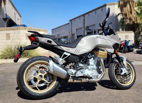 2023 Moto Guzzi V100 Mandello Aviazione Navale LE in Chandler, Arizona - Photo 6