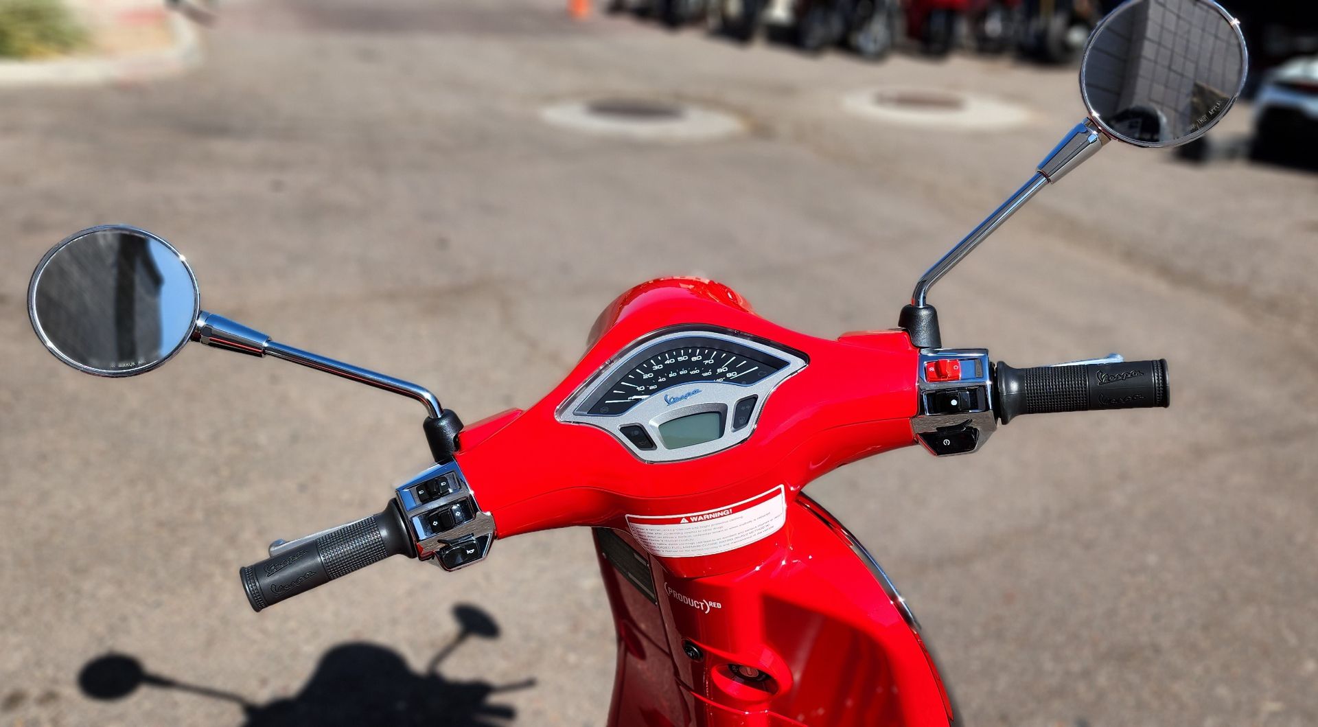 2024 Vespa Primavera 150 Red in Chandler, Arizona - Photo 8