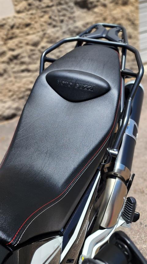 2023 Moto Guzzi V85 TT Guardia D’onore in Chandler, Arizona - Photo 14