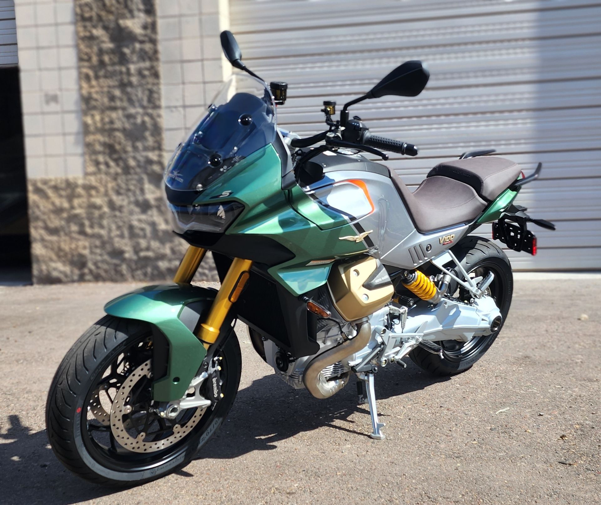 2024 Moto Guzzi V100 Mandello S in Chandler, Arizona - Photo 2