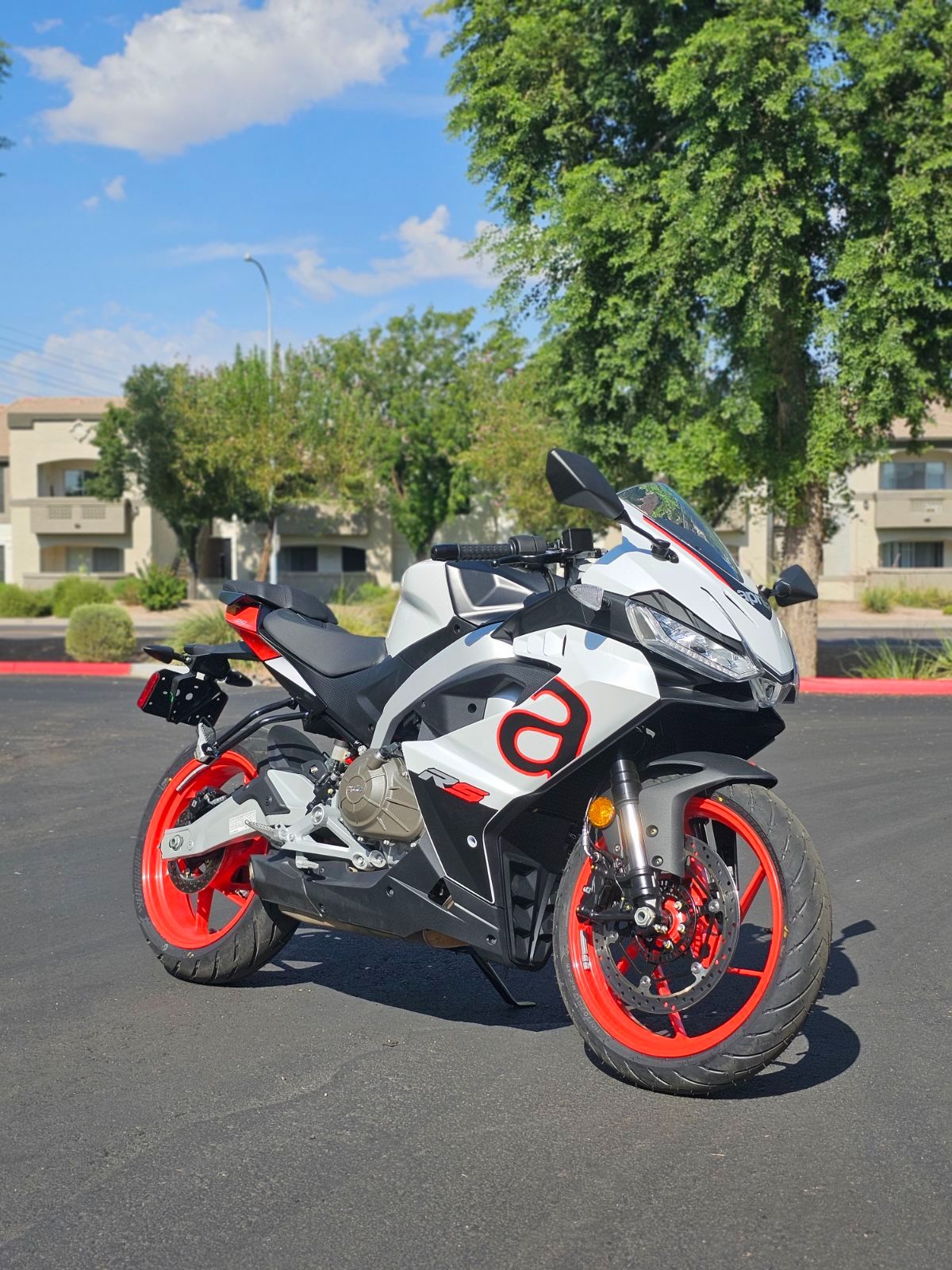 2025 Aprilia RS 457 in Chandler, Arizona - Photo 2