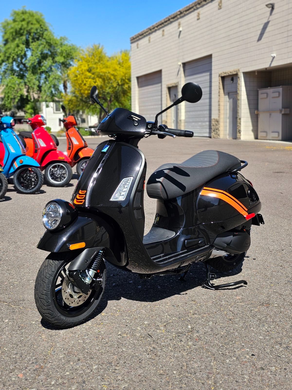 2024 Vespa GTV 300 in Chandler, Arizona - Photo 3