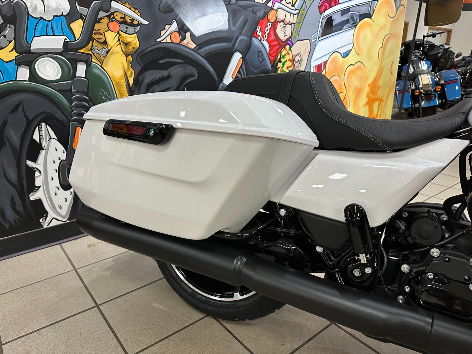 2024 Harley-Davidson Street Glide® in Mobile, Alabama - Photo 8