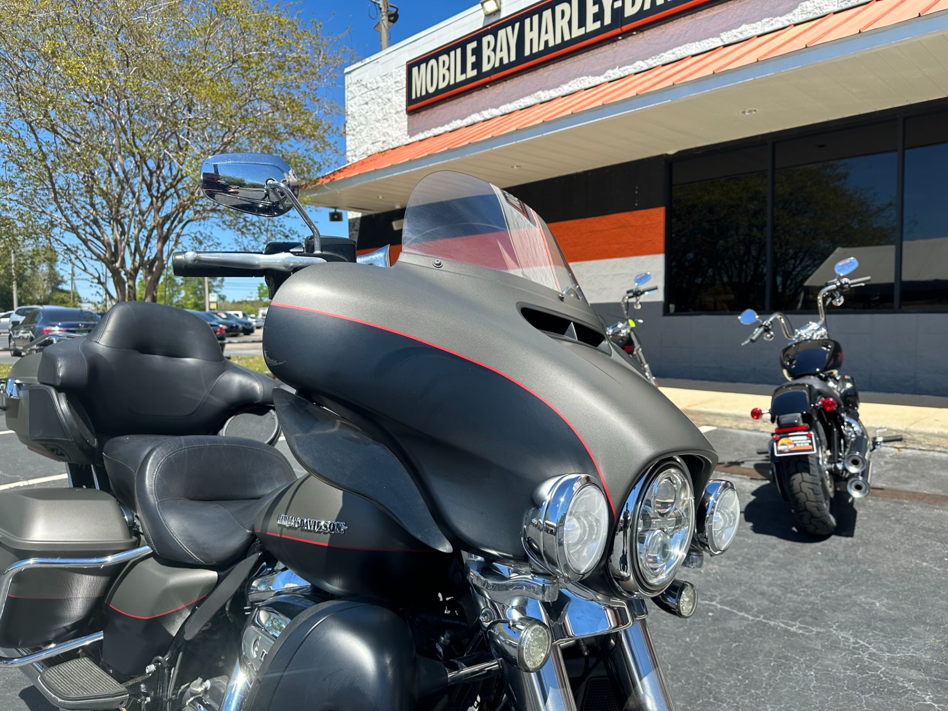 2018 Harley-Davidson Ultra Limited in Mobile, Alabama - Photo 2