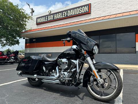 2015 Harley-Davidson Street Glide® Special in Mobile, Alabama - Photo 1