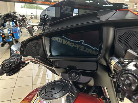 2024 Harley-Davidson Street Glide® in Mobile, Alabama - Photo 11