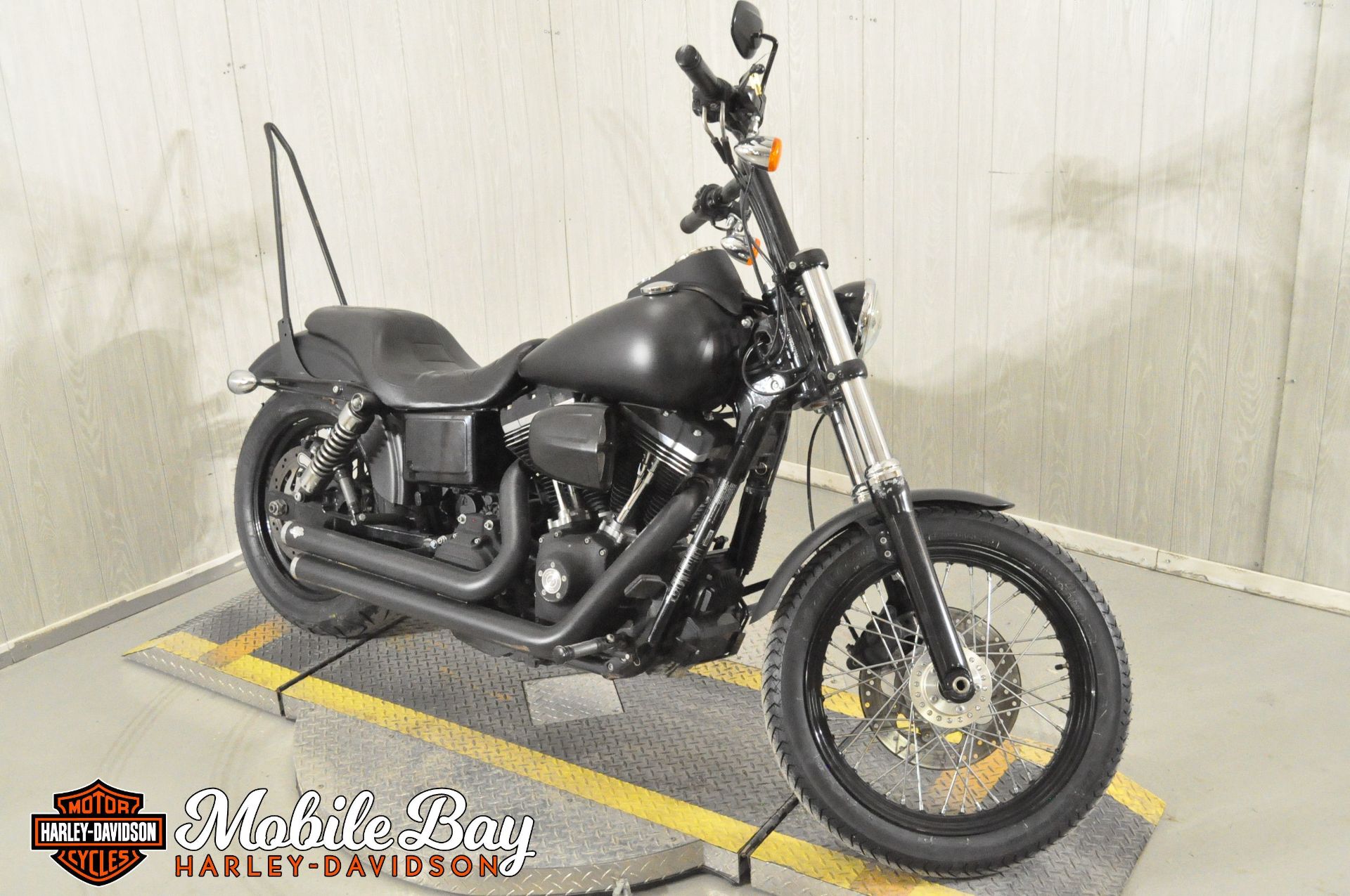 2013 Harley-Davidson Dyna® Street Bob® in Mobile, Alabama - Photo 3