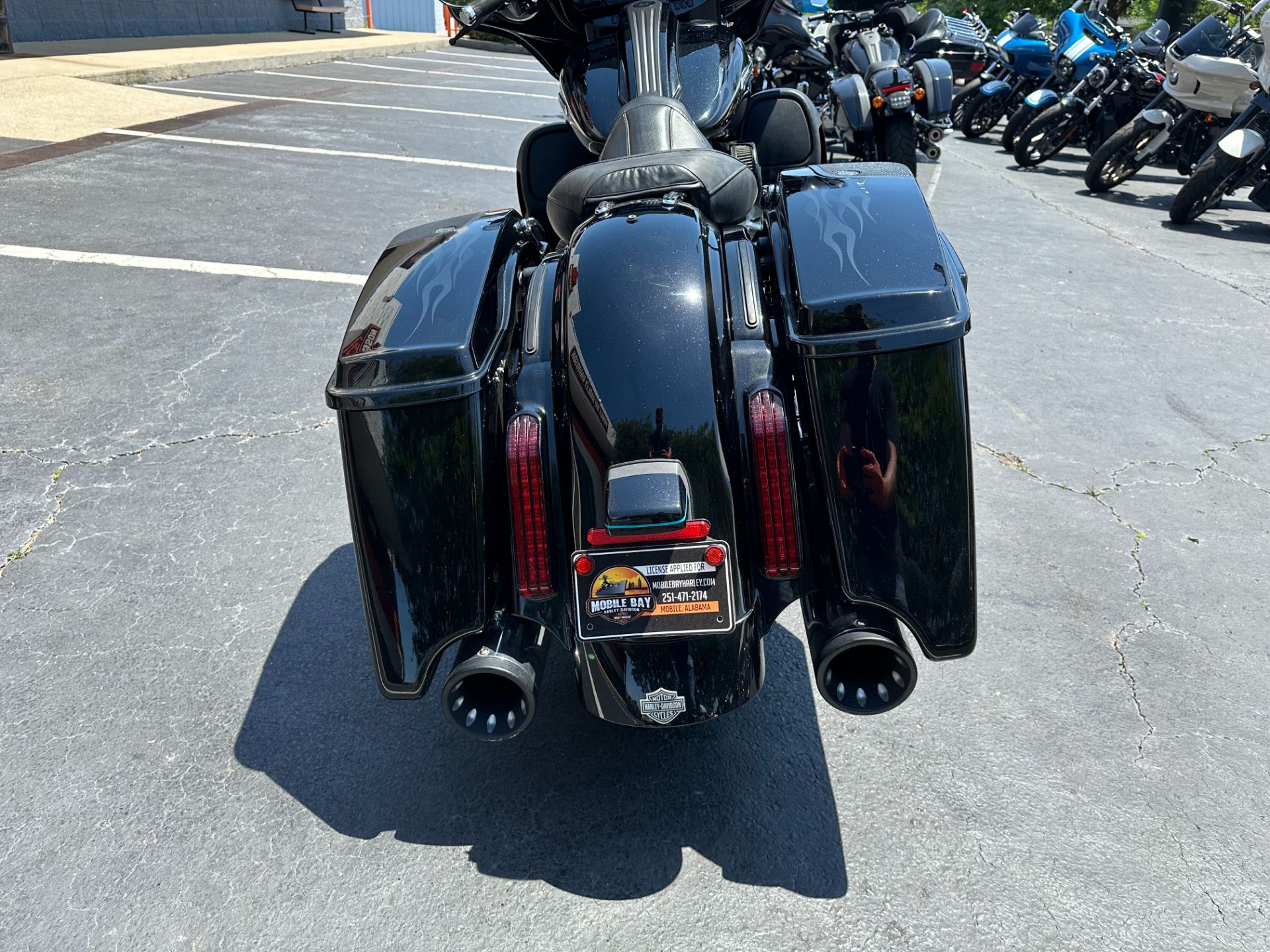2016 Harley-Davidson CVO™ Street Glide® in Mobile, Alabama - Photo 9