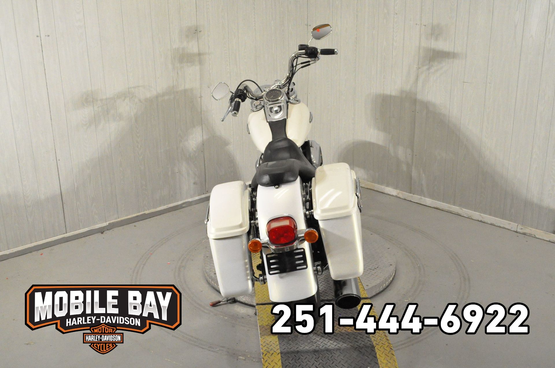 2014 Harley-Davidson Dyna® Switchback™ in Mobile, Alabama - Photo 2