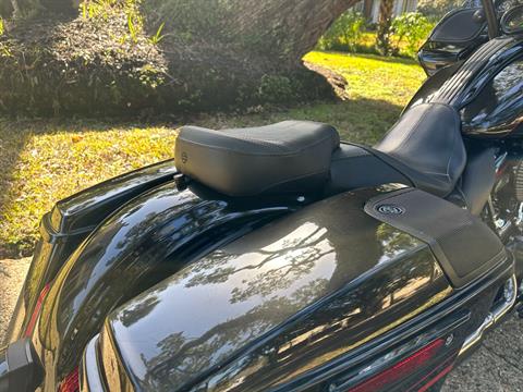 2018 Harley-Davidson CVO™ Road Glide® in Mobile, Alabama - Photo 8