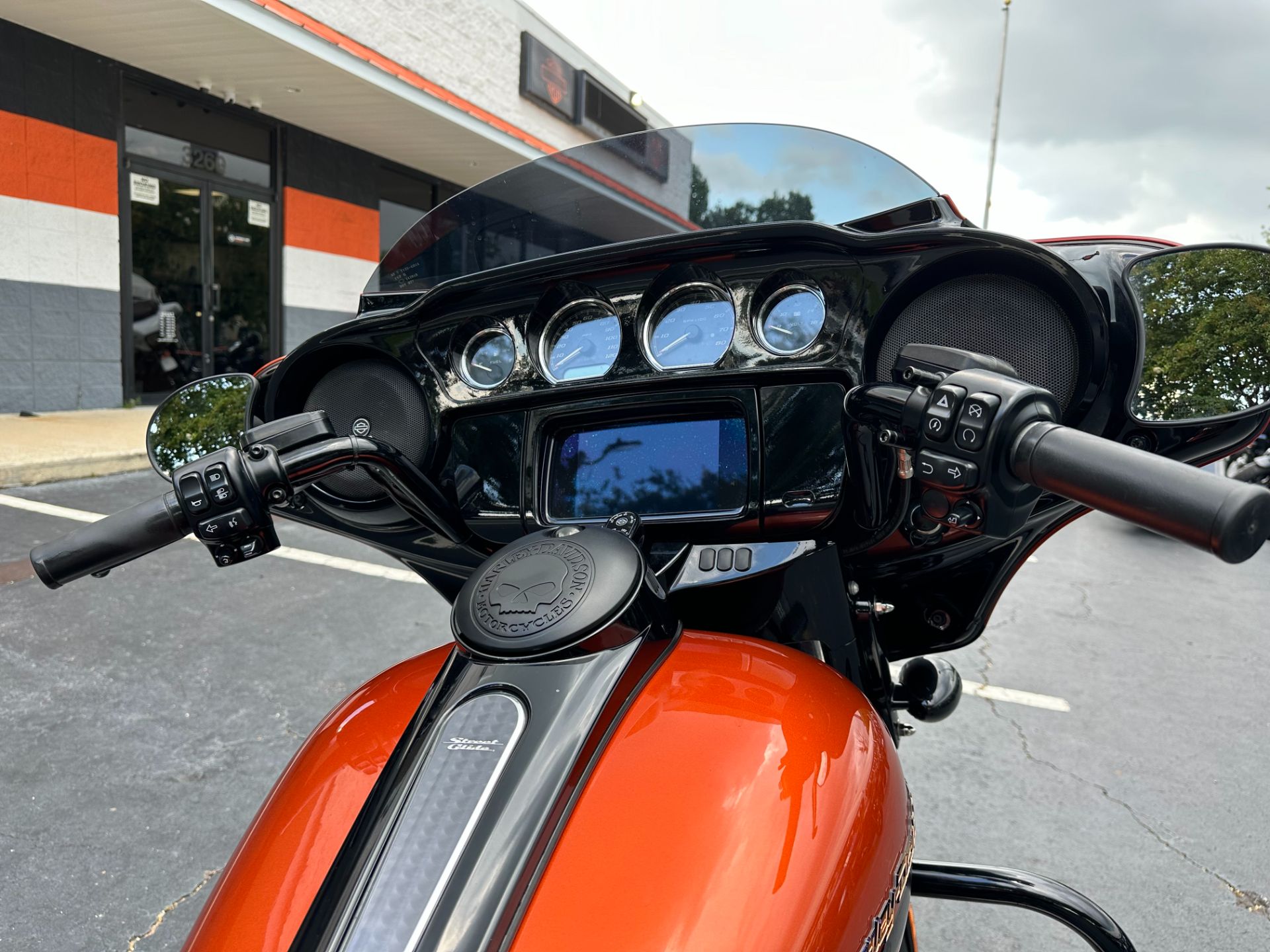 2019 Harley-Davidson Street Glide® Special in Mobile, Alabama - Photo 12