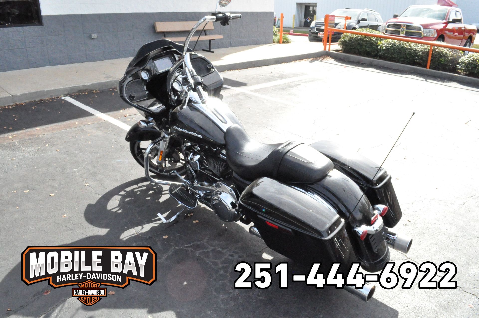 2017 Harley-Davidson Road Glide® Special in Mobile, Alabama - Photo 8