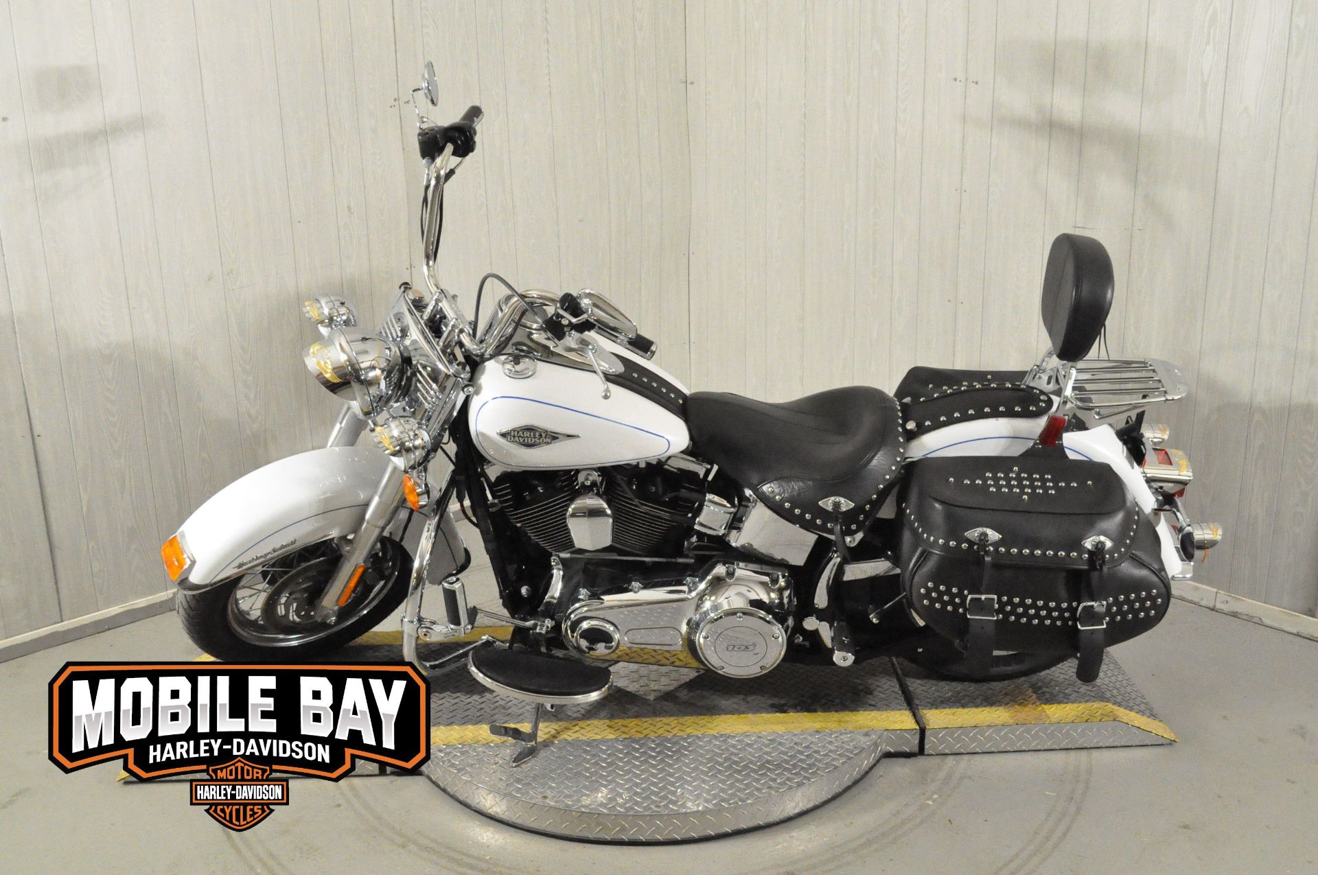 2012 Harley-Davidson Heritage Softail® Classic in Mobile, Alabama - Photo 6