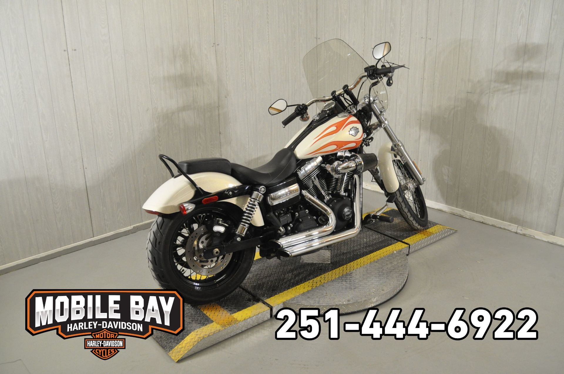 2014 Harley-Davidson Dyna® Wide Glide® in Mobile, Alabama - Photo 6