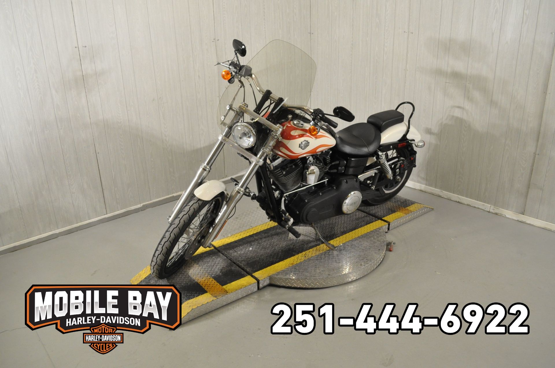 2014 Harley-Davidson Dyna® Wide Glide® in Mobile, Alabama - Photo 9