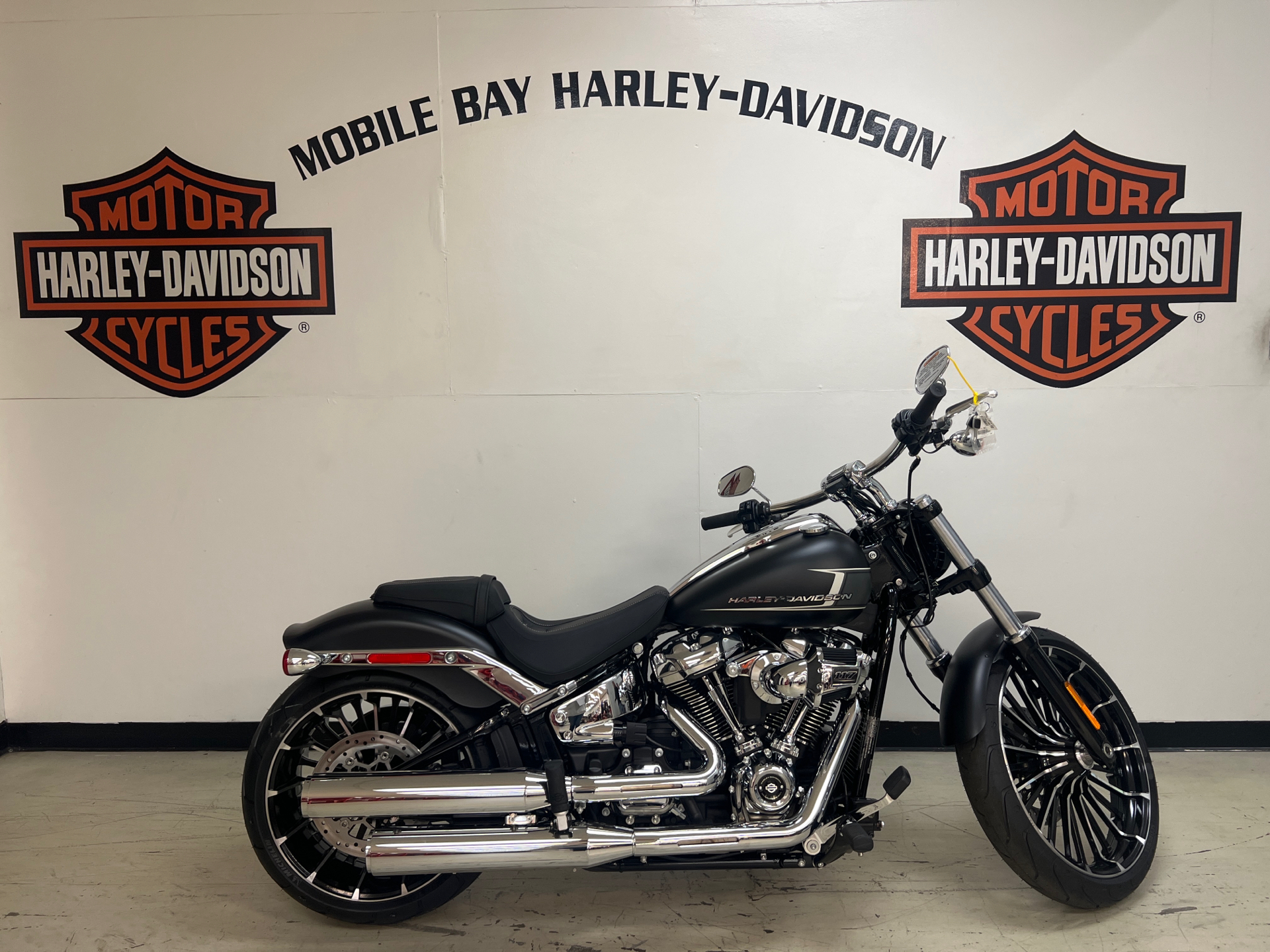 2023 Harley-Davidson Breakout® in Mobile, Alabama - Photo 1