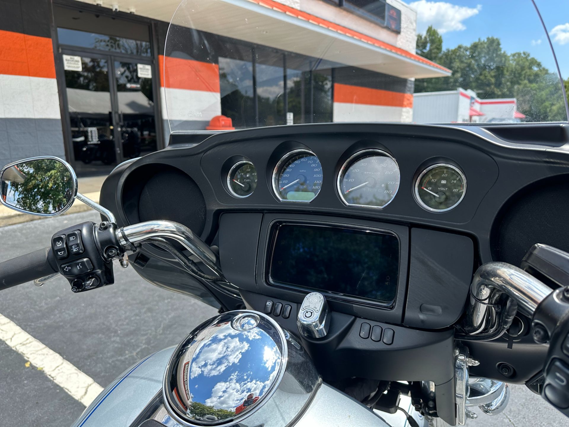 2023 Harley-Davidson Tri Glide® Ultra in Mobile, Alabama - Photo 11