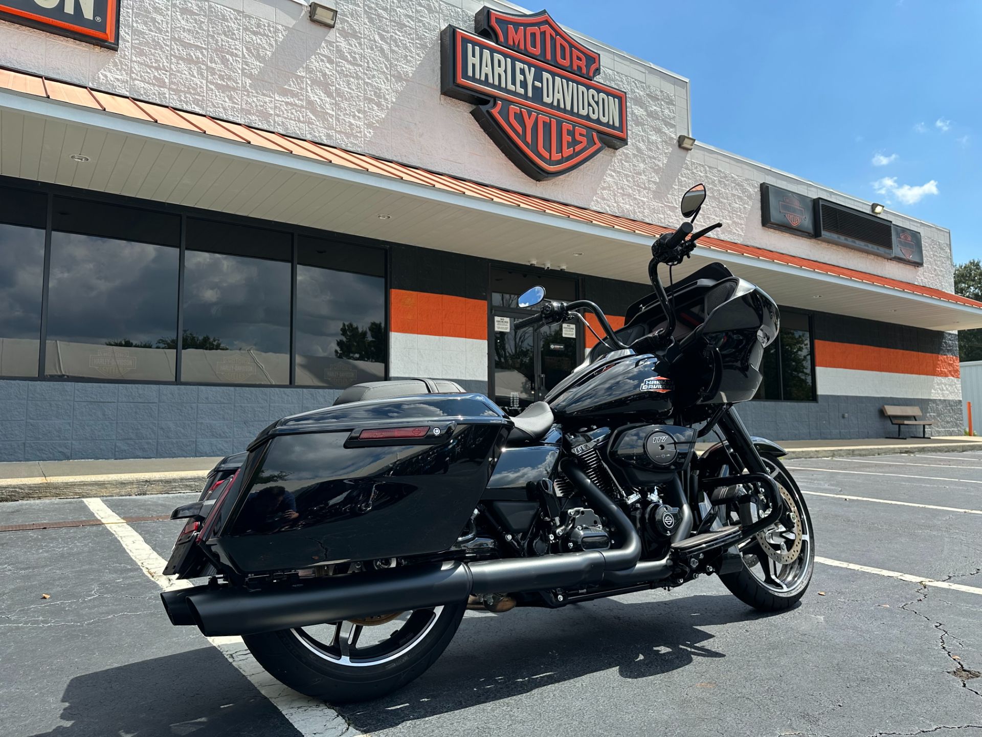 2024 Harley-Davidson Road Glide® in Mobile, Alabama - Photo 8