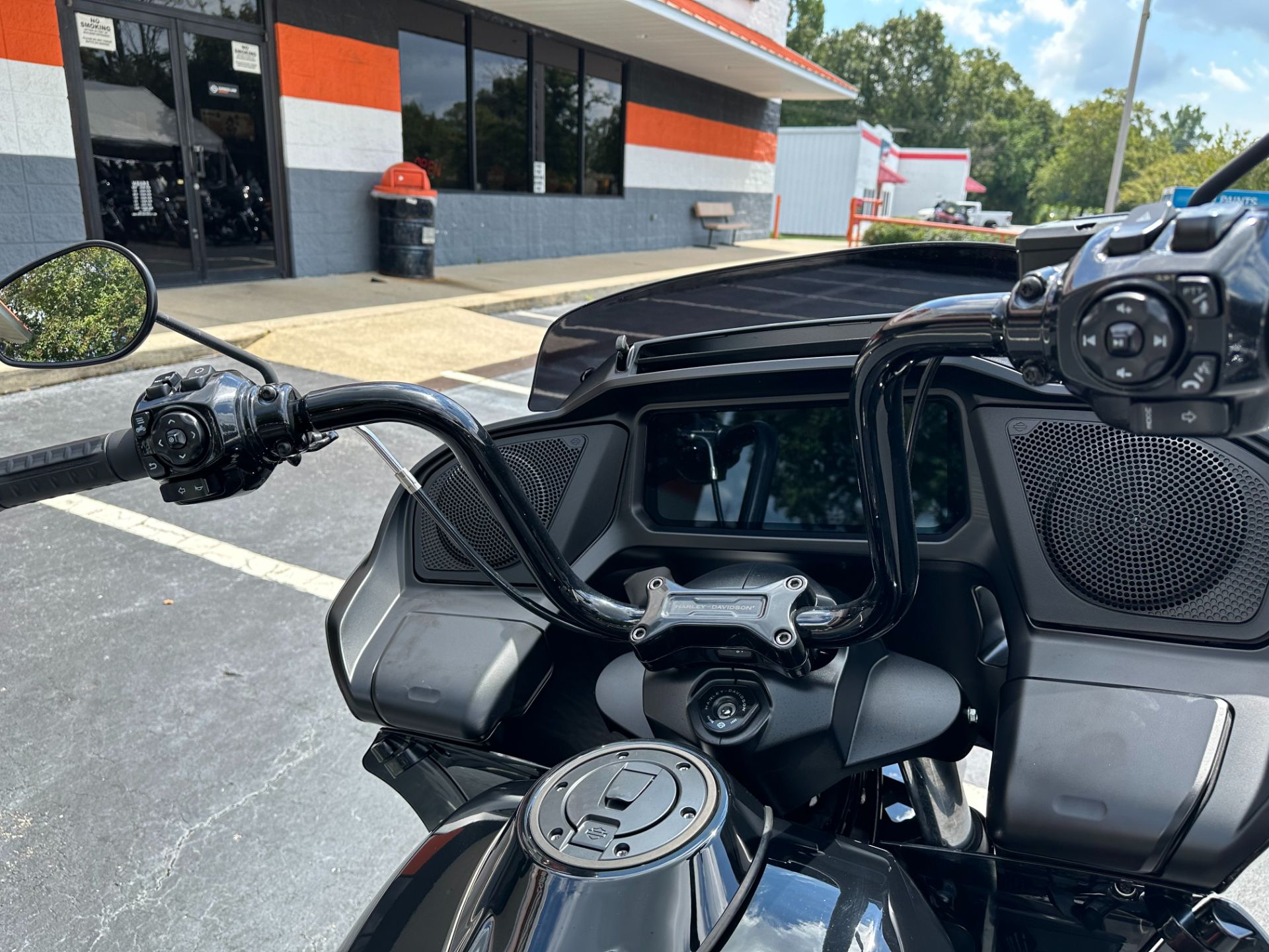 2024 Harley-Davidson Road Glide® in Mobile, Alabama - Photo 11