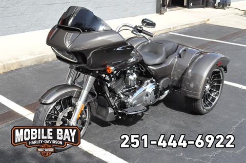 2023 Harley-Davidson Road Glide® 3 in Mobile, Alabama - Photo 2