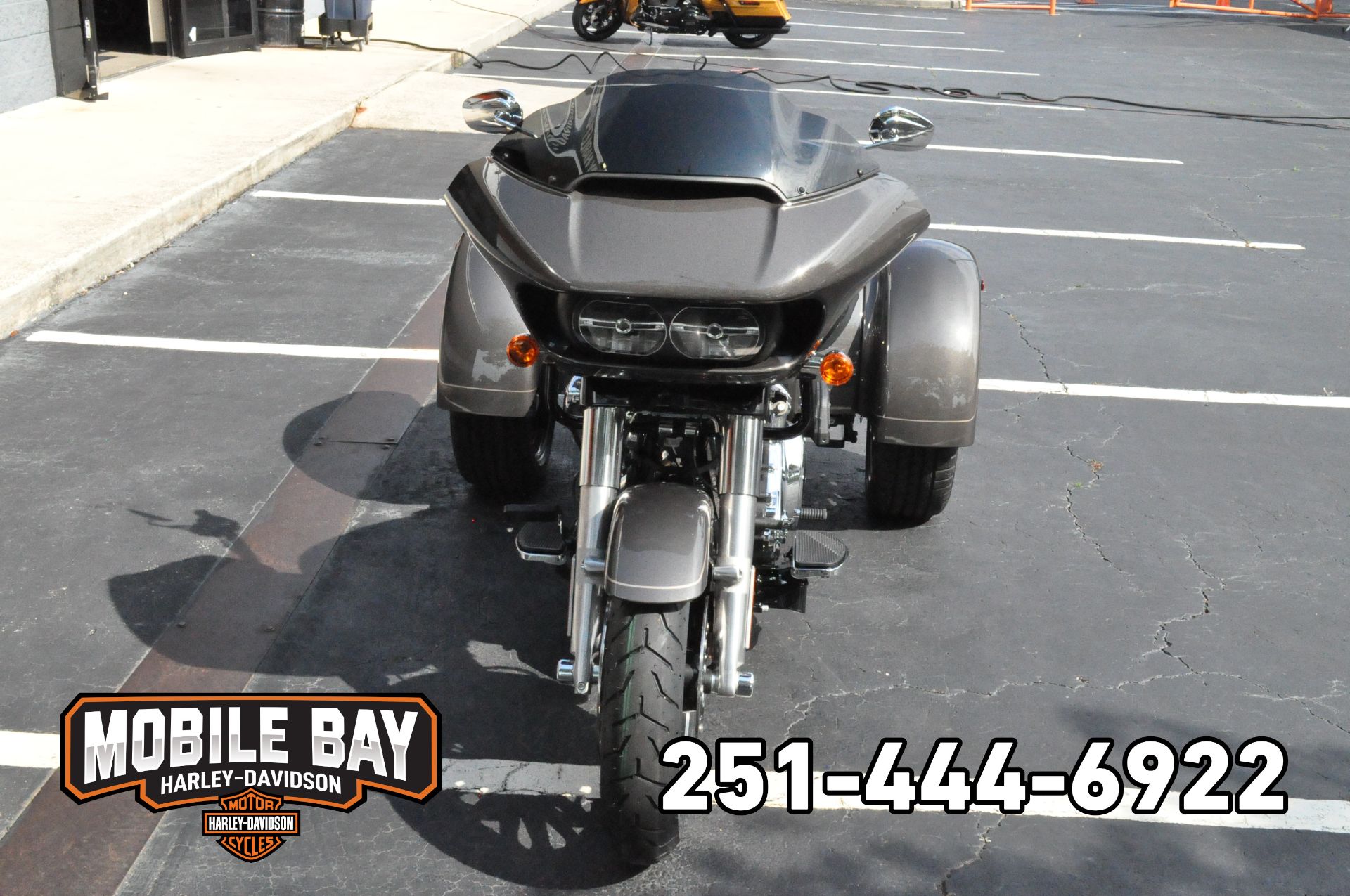 2023 Harley-Davidson Road Glide® 3 in Mobile, Alabama - Photo 6