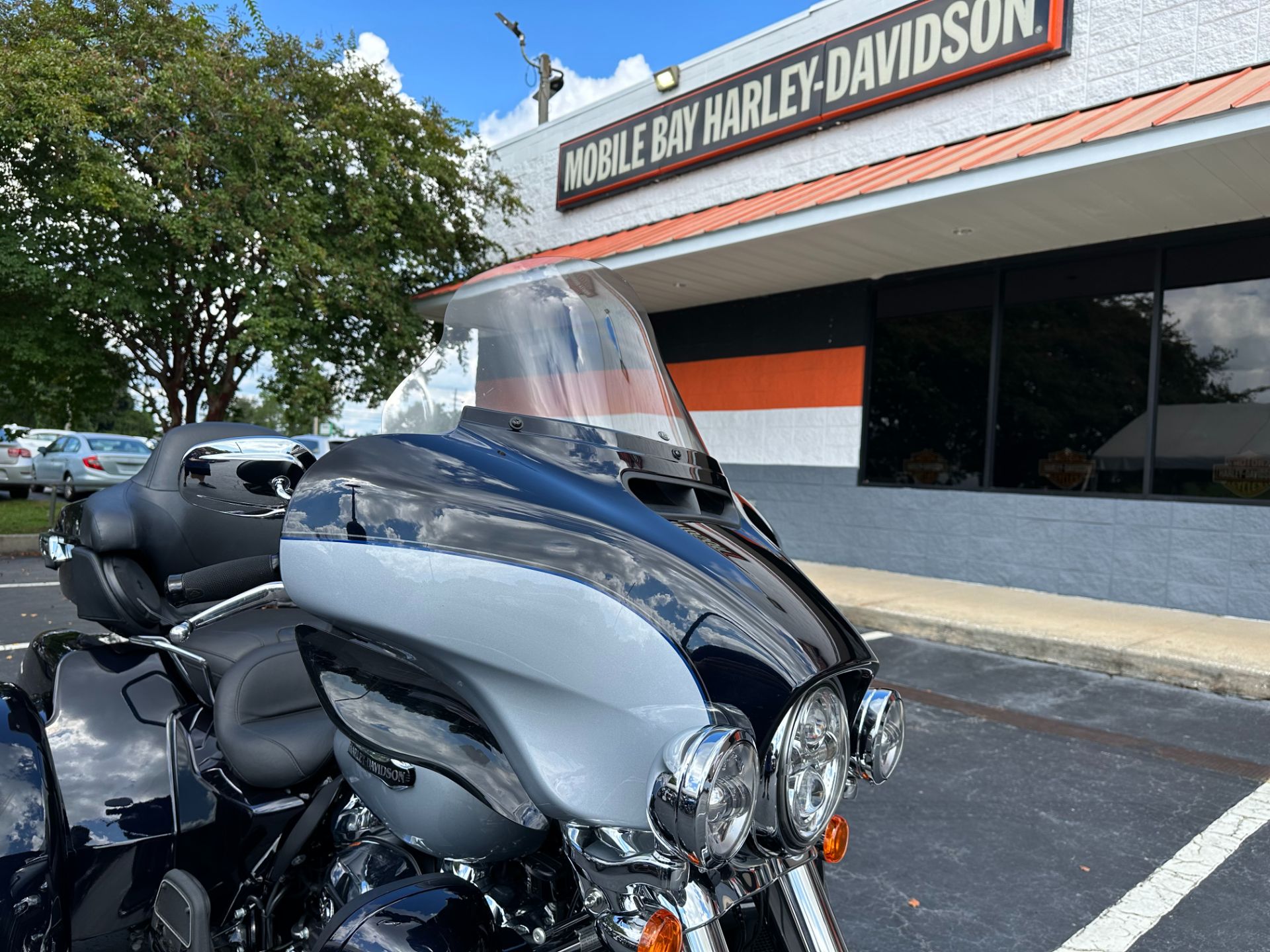 2020 Harley-Davidson Tri Glide® Ultra in Mobile, Alabama - Photo 2