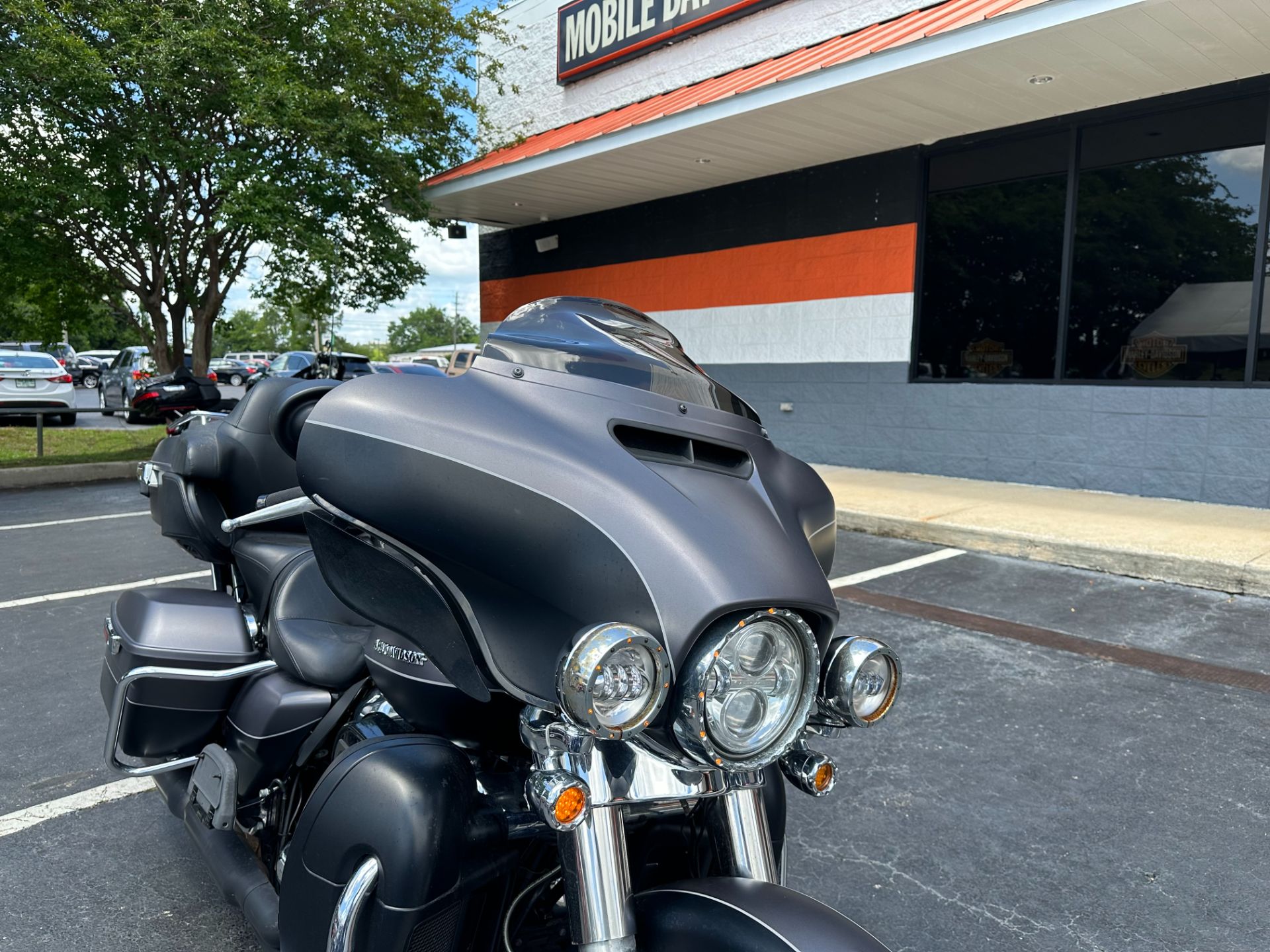 2017 Harley-Davidson Ultra Limited Low in Mobile, Alabama - Photo 2