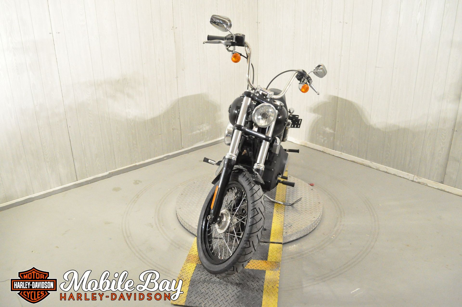 2015 Harley-Davidson Street Bob® in Mobile, Alabama - Photo 5
